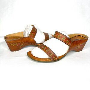 Nine West Vintage Egyptian Tooled Orange/Brown Leather Sandals 7M